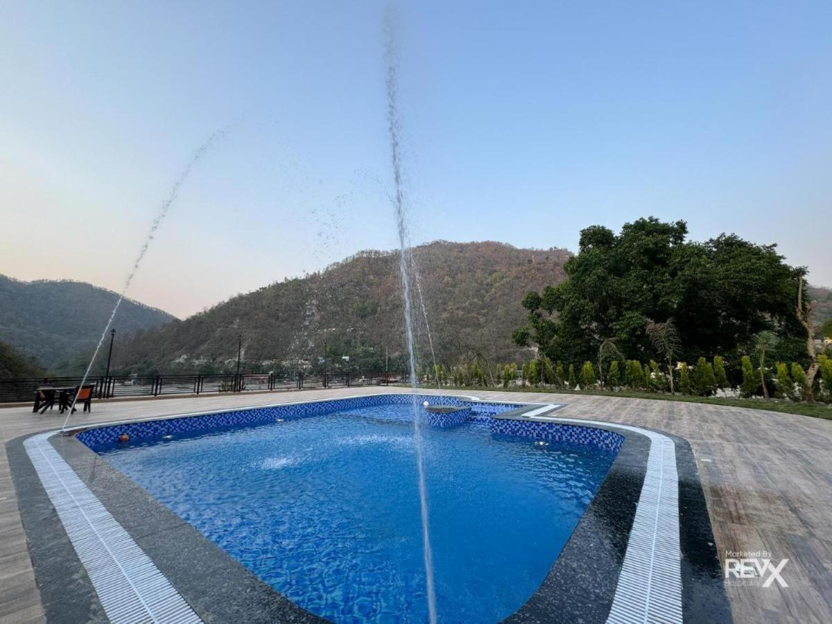 Aroma Resort Rishikesh Bagian luar foto