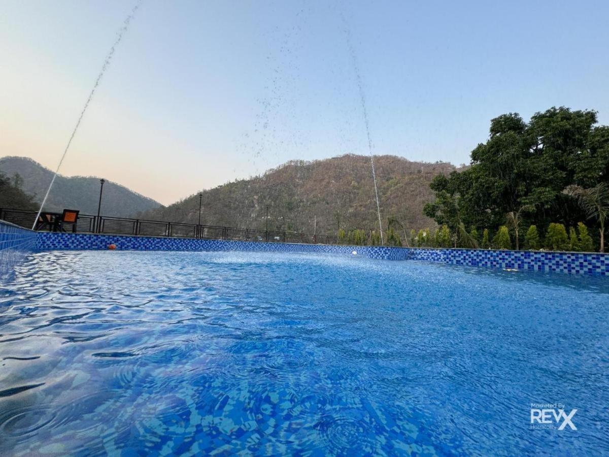 Aroma Resort Rishikesh Bagian luar foto