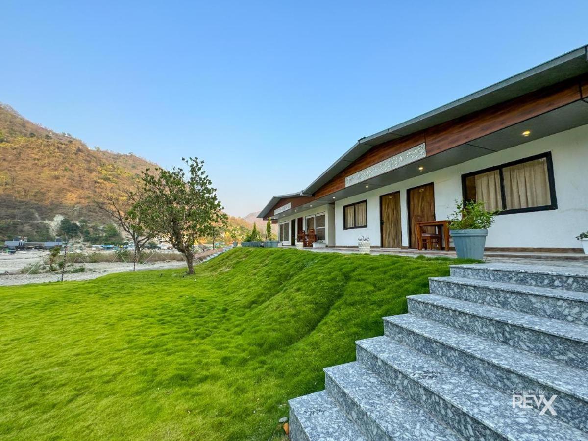Aroma Resort Rishikesh Bagian luar foto