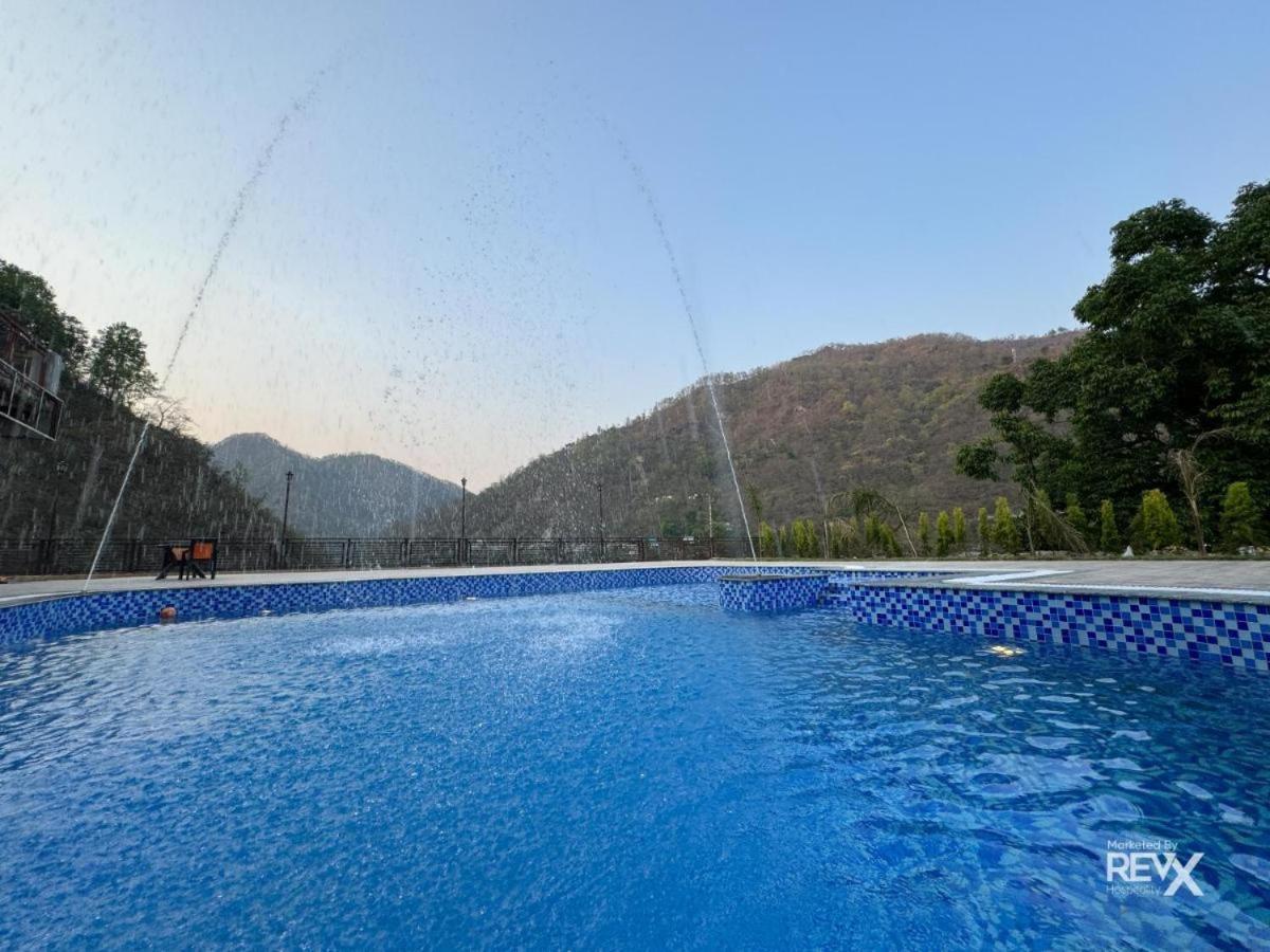 Aroma Resort Rishikesh Bagian luar foto