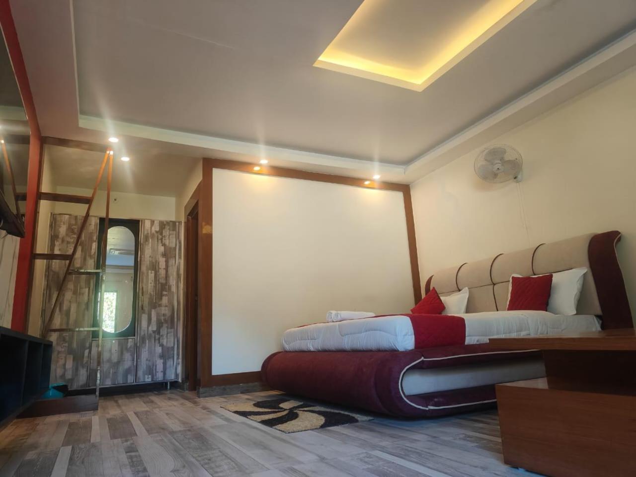 Aroma Resort Rishikesh Bagian luar foto