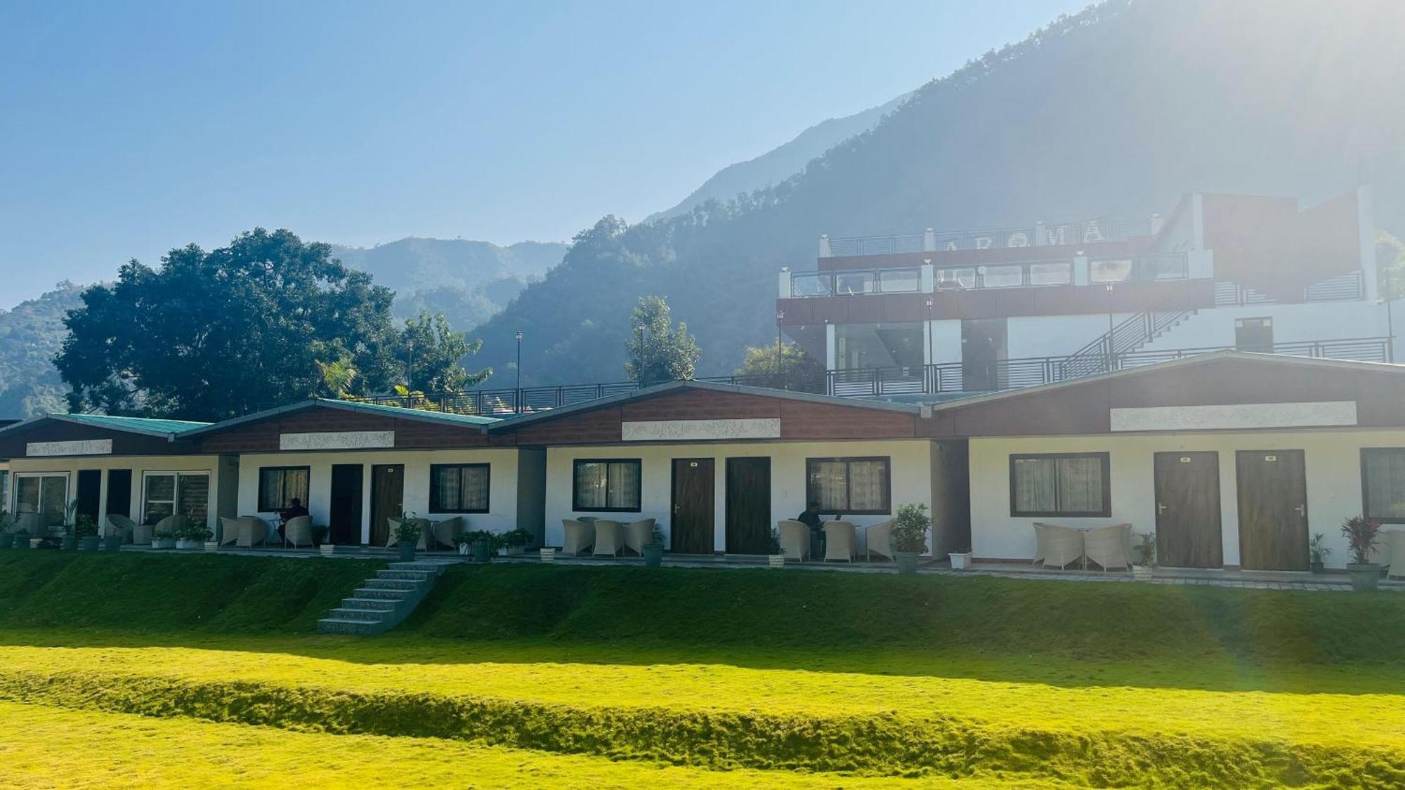 Aroma Resort Rishikesh Bagian luar foto